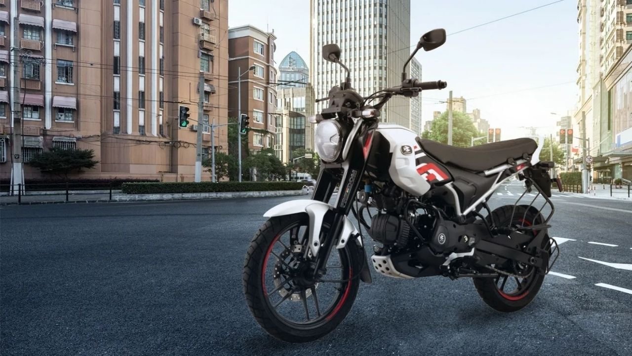 Bajaj Freedom 125: CNG और पेट्रोल दोनों पर चलने वाली बाइक की 5 खास बातें
