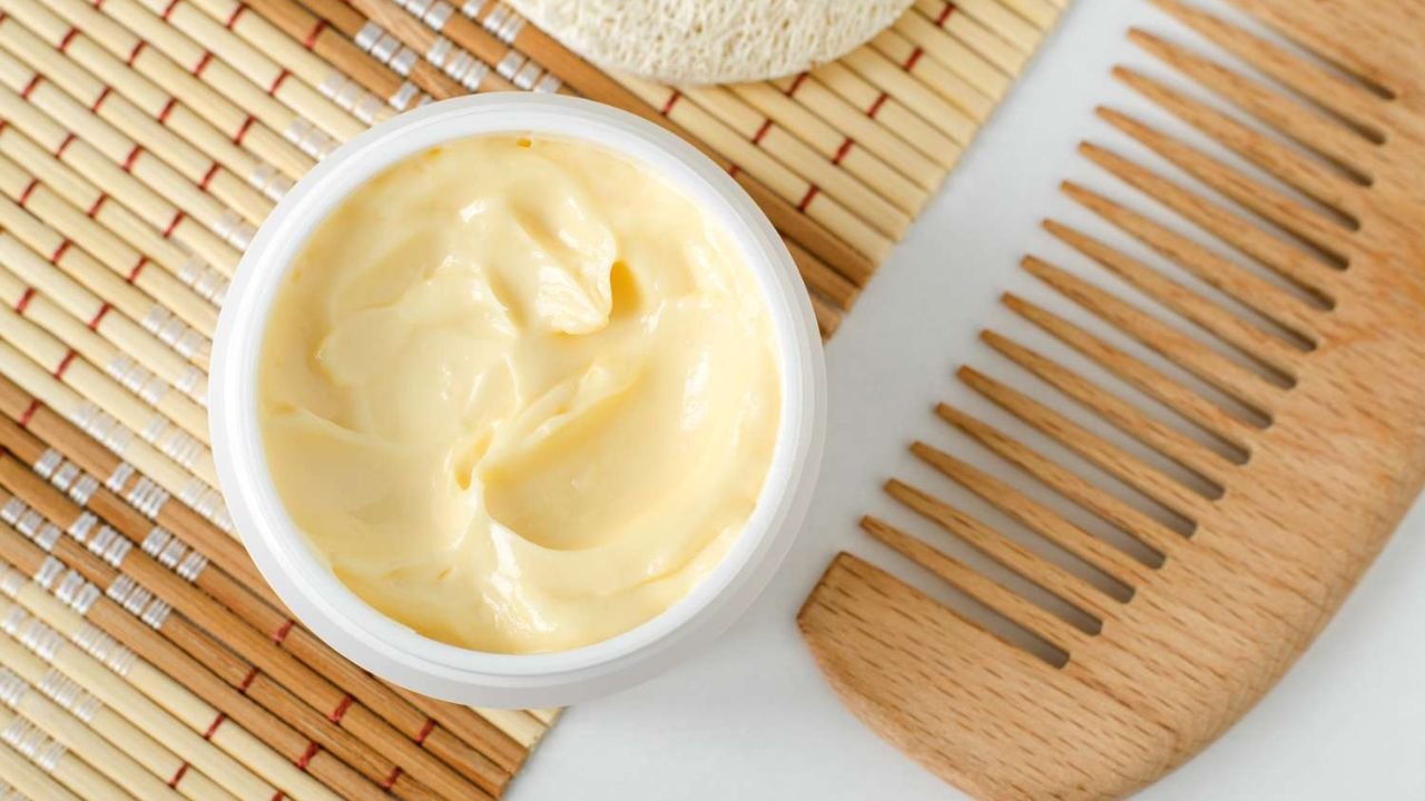 DIY Leave-In Conditioner