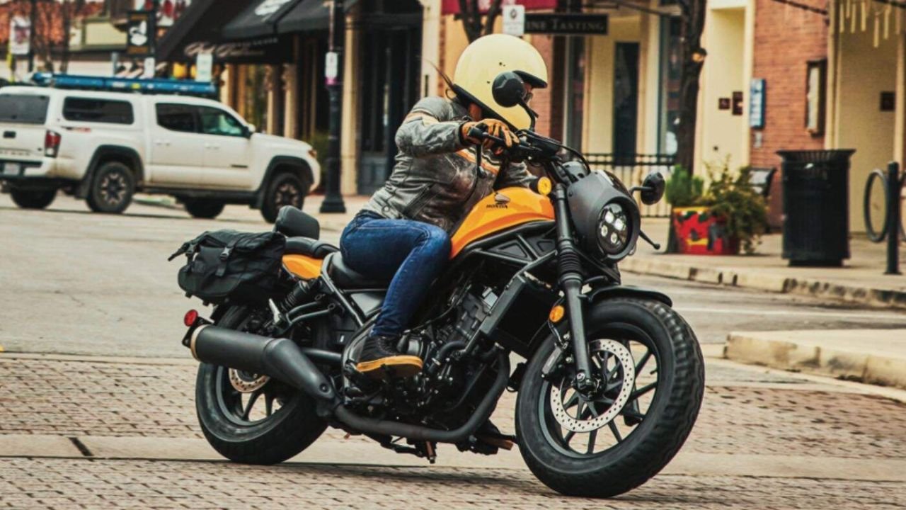 Honda Rebel 300 Launch: होंडा रेबल 300 लॉन्च, कीमत 2.22 लाख से शुरू, ई-क्लच वेरिएंट भी उपलब्ध