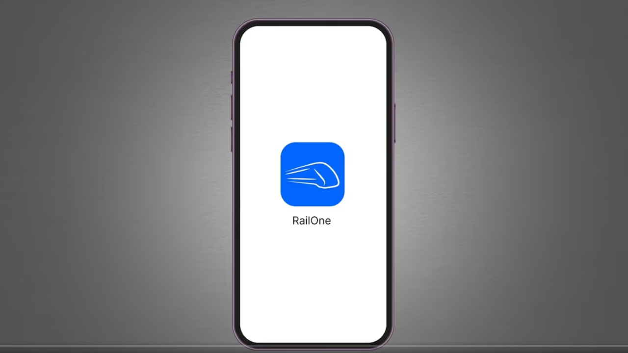 IRCTC RailOne App