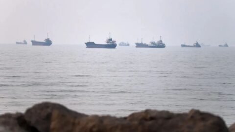 Indian Vessel Attacked in Red Sea: लाल सागर में भारतीय झंडे वाले जहाज पर बड़ा हमला, डूब गया क्रू वेसल, 13 भारतीय नागरिकों का सुरक्षित रेस्क्यू