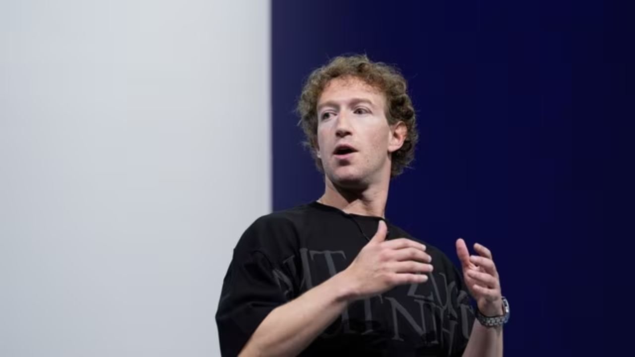 Mark Zuckerberg Apologies
