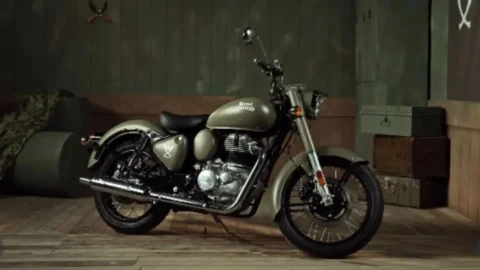 Royal Enfield Classic 350 Gorkha Edition: रॉयल एनफील्ड क्लासिक 350 गोरखा एडिशन लॉन्च, कीमत 2.10 लाख रुपये