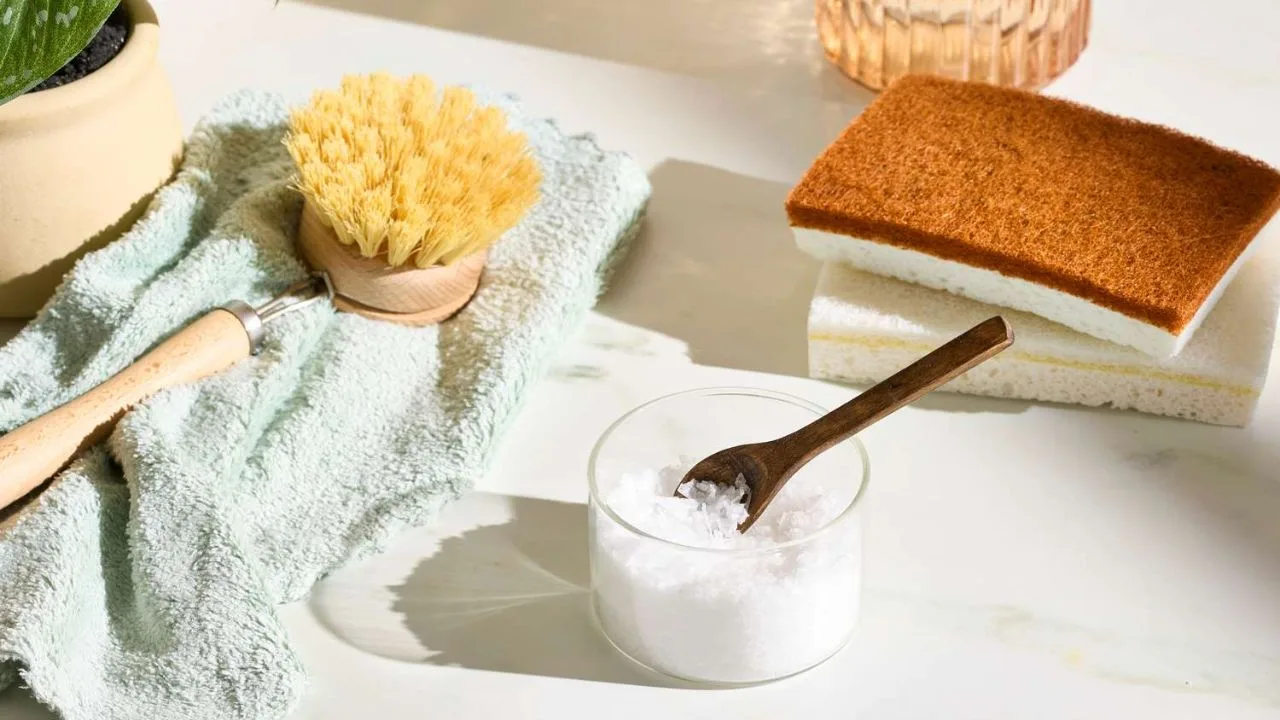 Salt Easy Cleaning Hacks
