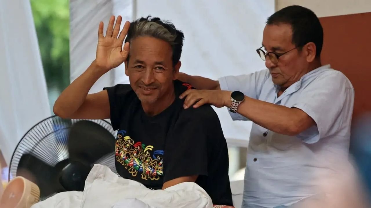 Sonam Wangchuk Hunger Strike: सोनम वांगचुक का बड़ा खुलासा, राहुल गांधी से जूस पिलवाकर तुड़वाना चाहते थे अनशन, 20 जुलाई का प्लान था कुछ और