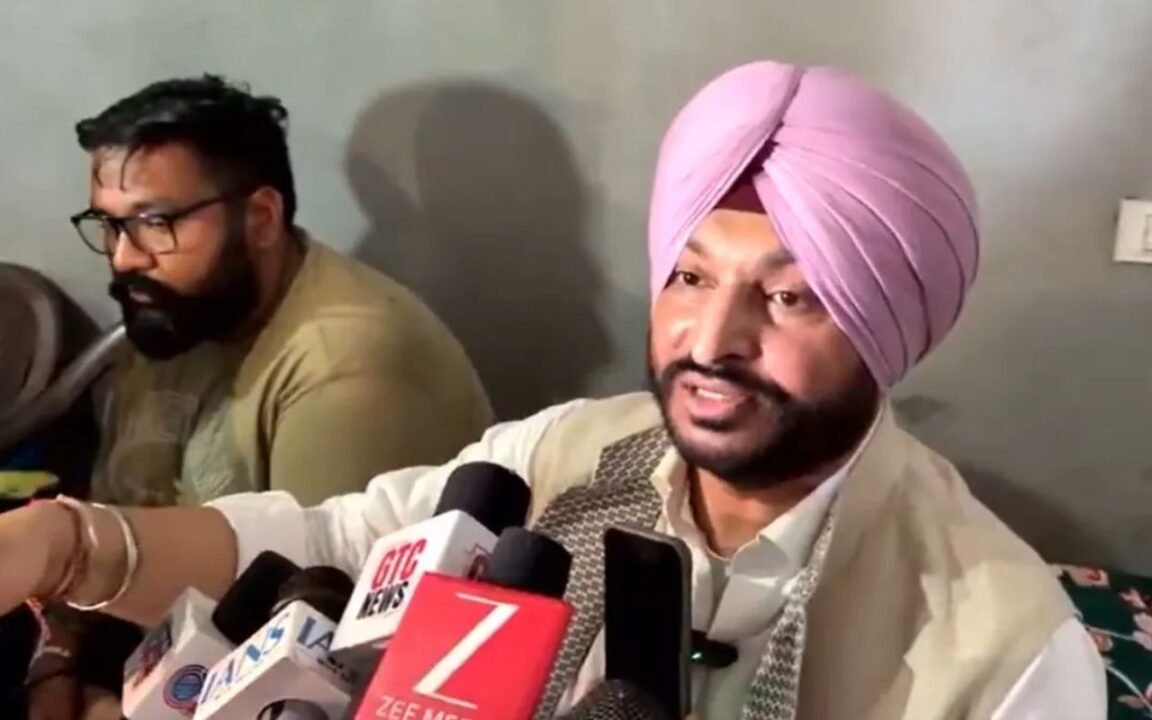 AAP Denies Bittu Attack: पठानकोट में रवनीत बिट्टू के काफिले पर हमले का दावा आप ने लगाया खंडन