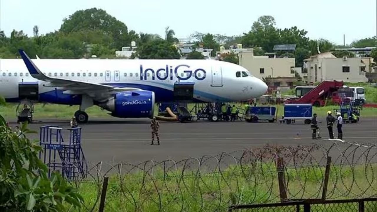 IndiGo Flight Emergency Landing: गोवा में इंडिगो विमान की इमरजेंसी लैंडिंग, दिल्ली जाने वाली फ्लाइट इंजन खराबी के बाद लौटी