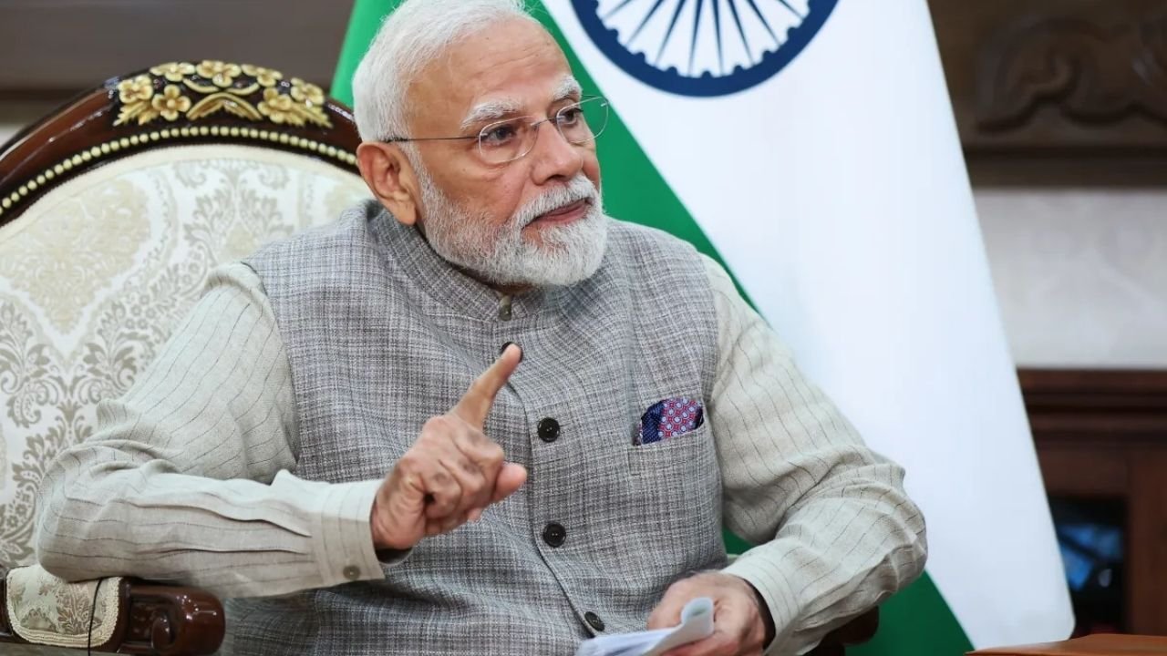 India 7.8% GDP Growth: दुनिया संकटों से जूझ रही, फिर भी भारत की 7.8% जीडीपी ग्रोथ पर पीएम मोदी का संदेश