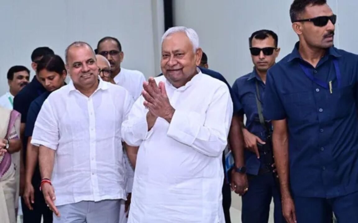 Nitish Kumar Meeting: पटना में आज जदयू का ओरिएंटेशन, नीतीश कुमार की मौजूदगी में जुटेंगे विधायक, यूसीसी और आरजेडी ऑफर पर नजर