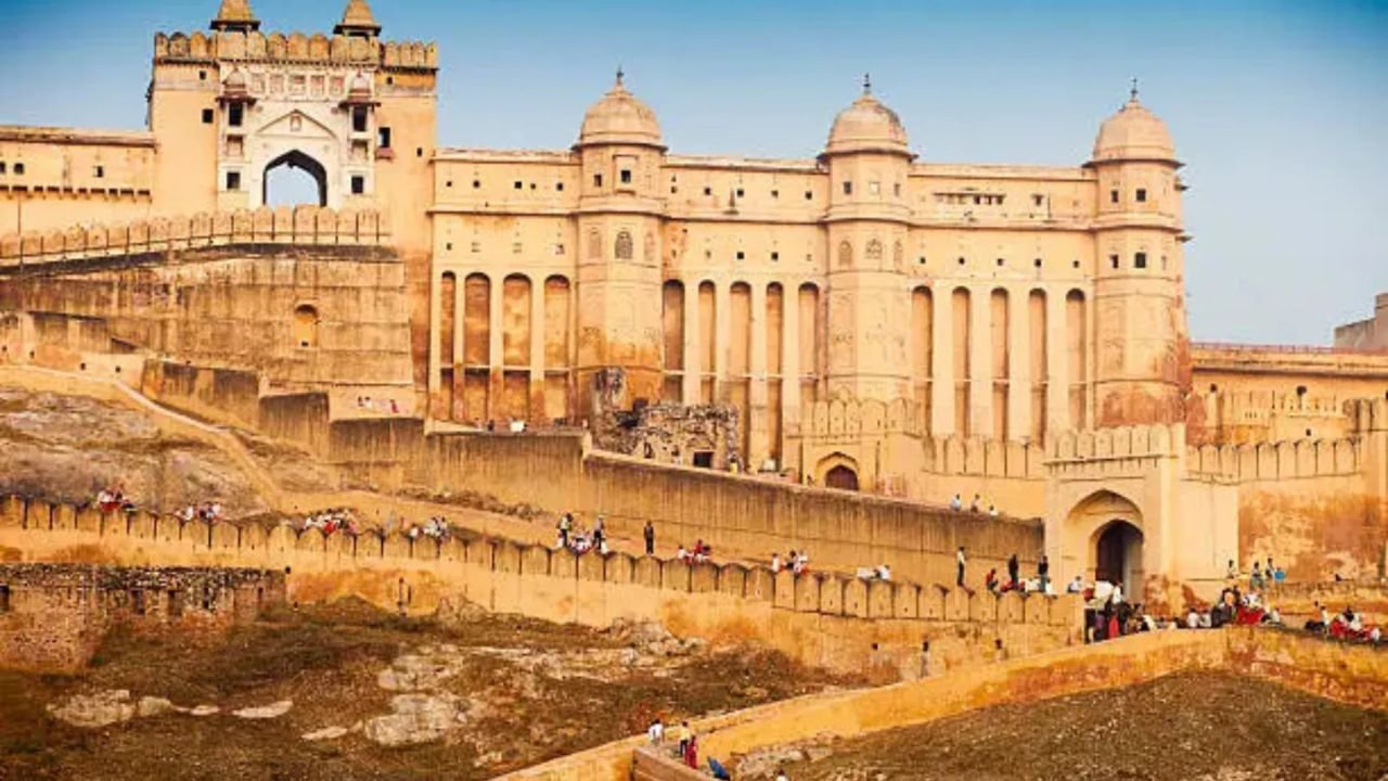 World Tourism Day 2026: राजस्थान में स्मारकों पर फ्री एंट्री, आमेर महल-जंतर मंतर समेत इन जगहों पर खास आयोजन