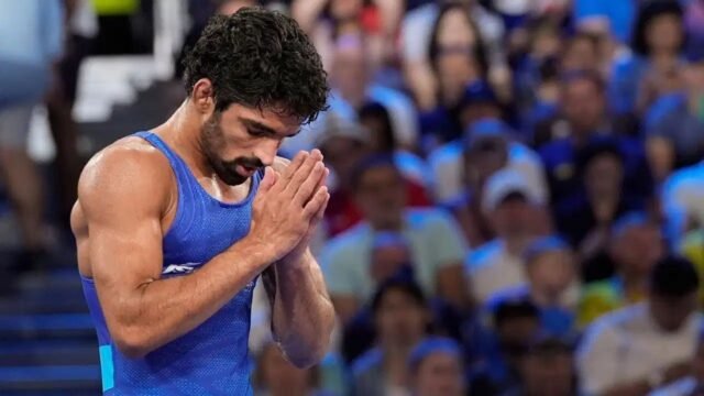 Asian Games 2026: अमन सहरावत ने रचा इतिहास, 57 किलो कुश्ती में जीता गोल्ड; वर्ल्ड चैंपियन को 11-7 से हराया