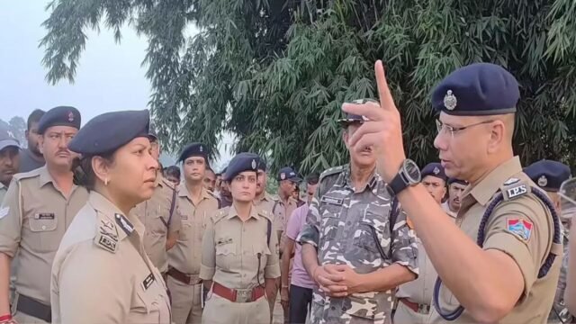 UP News: शाहजहांपुर शिव मंदिर में दो साधुओं की हत्या, शव जलाए गए, जमानत पर आया सुमित हिरासत में